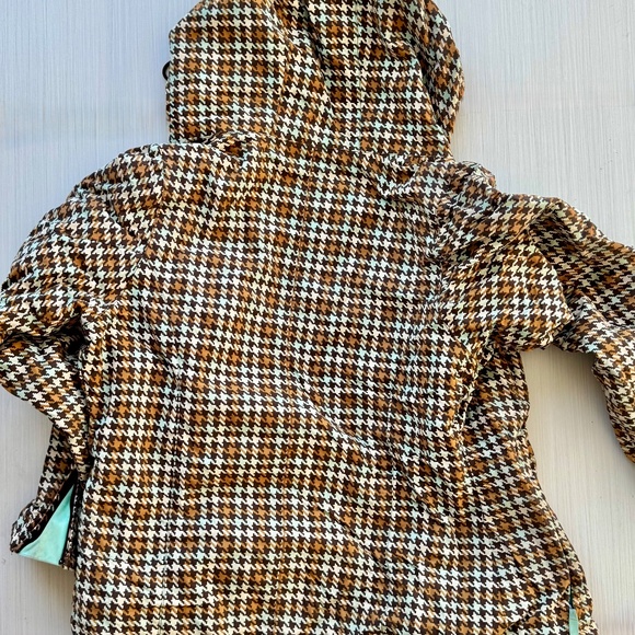 Burton Woman’s Helsinki snowboarding jacket - Picture 4 of 4